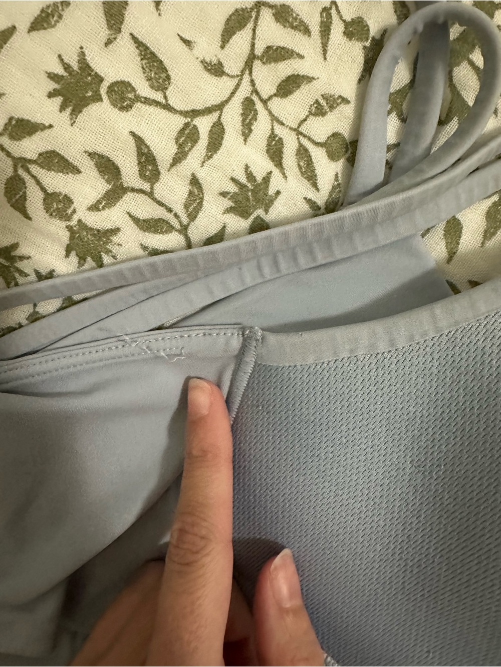 lululemon athletica Light Gray Strappy Sports Bra - Picture 5 of 8